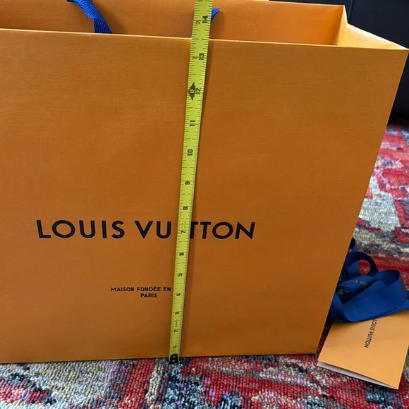 Unique LV Chest Magnetic Box with Blue Ribbon, Shopping Bag and Certific… - Picture 11 of 12